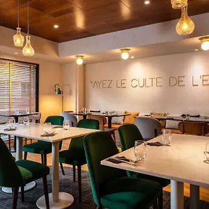 Mercure Montparnasse Pasteur Hotel París