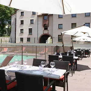 Cap 2*, Saint-Affrique Frankreich
