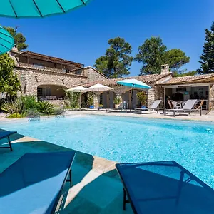 https://domaine-lhelion.fr-provencehotel.com