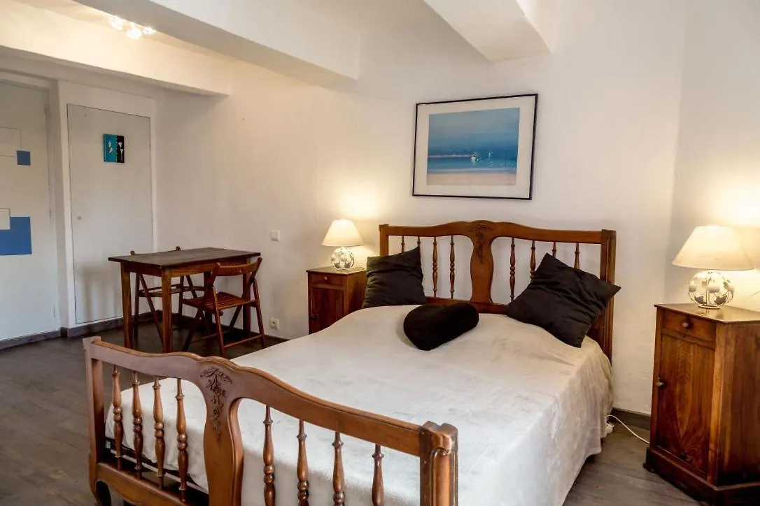 Gite Chambres D'Hotes Le Bellevue Montbrun-les-Bains 0*,  France
