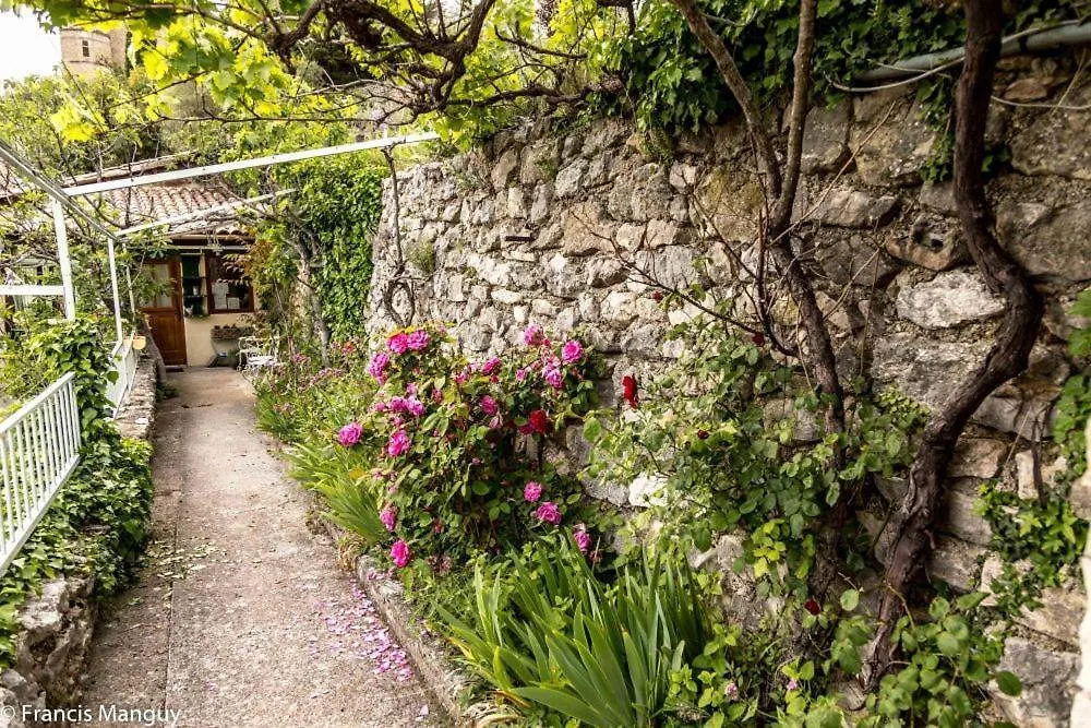 Gite Chambres D'Hotes Le Bellevue Montbrun-les-Bains 0*,